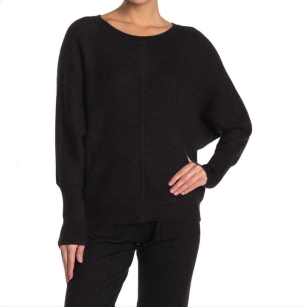 New Devotion by Cyrus Women's M Black Knitted Dolman Sleeve Turtleneck Sweater M